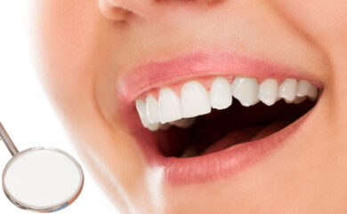 Wie fühlen sich Patienten, wenn ihnen ein Zahnimplantat eingesetzt wird?